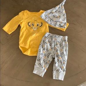 Disney newborn Lion King 3 piece set
